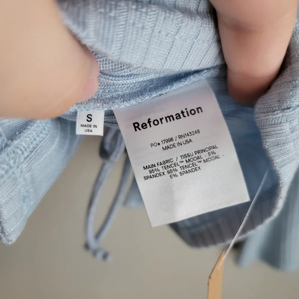 Reformation Malone Top in Sky size S NWT